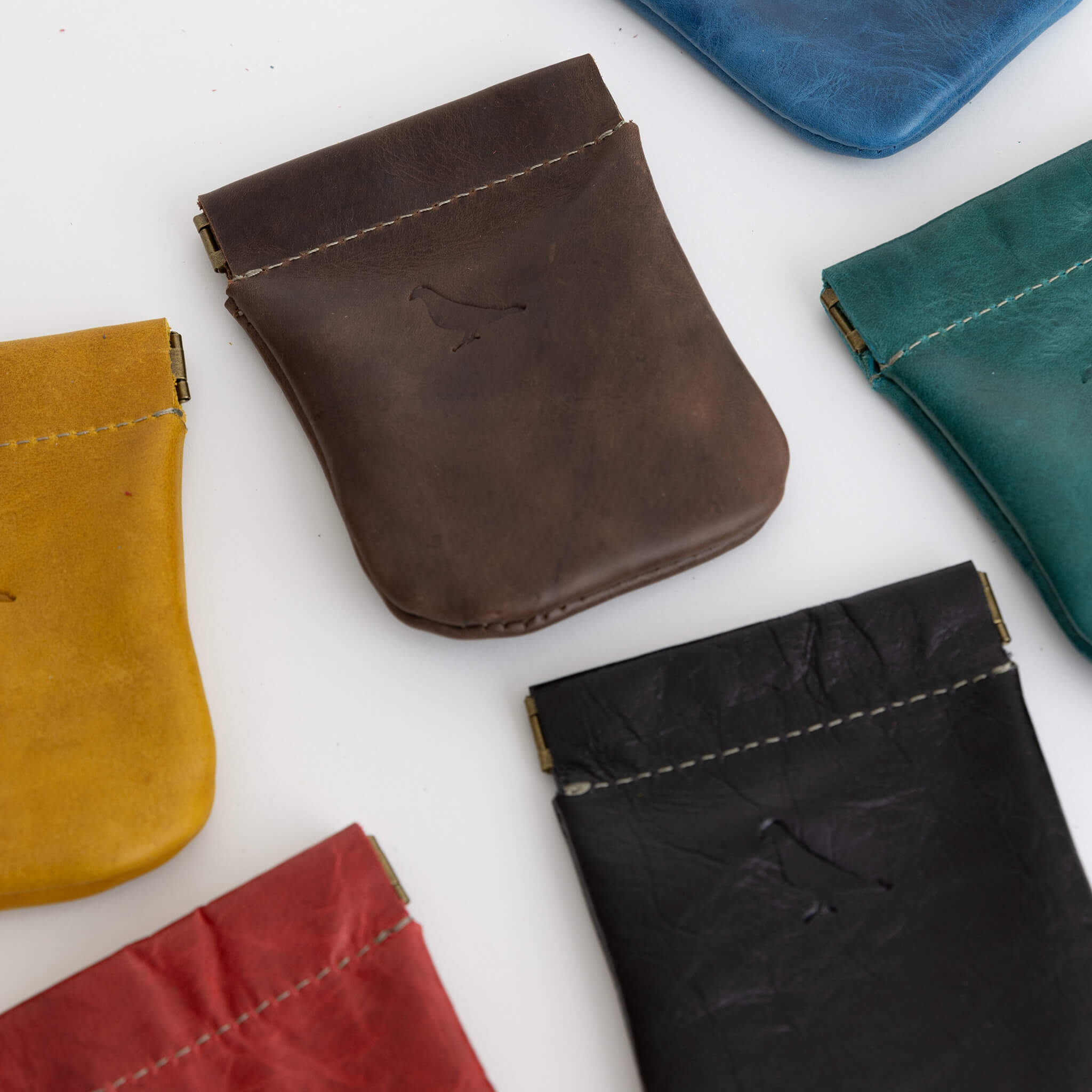 pilu pouch unisex kiss-close pouch - handmade leather - group view