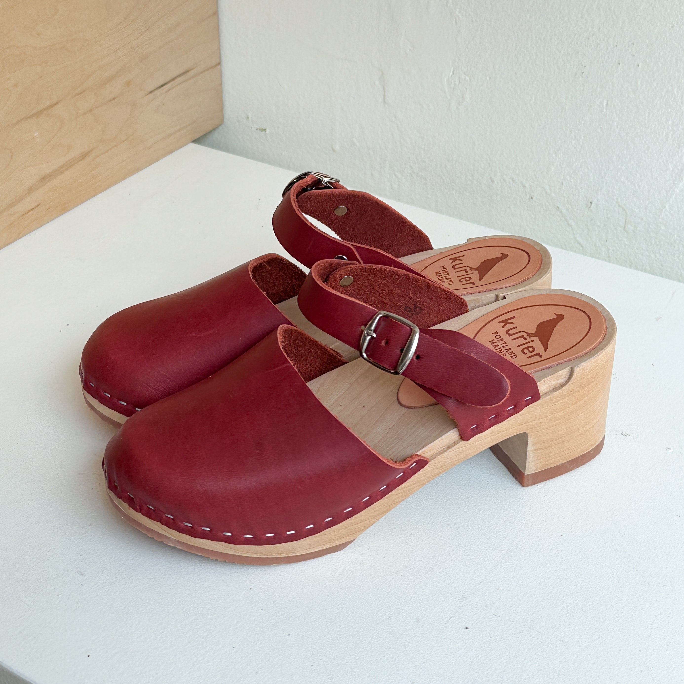 Studio Sale Size 36