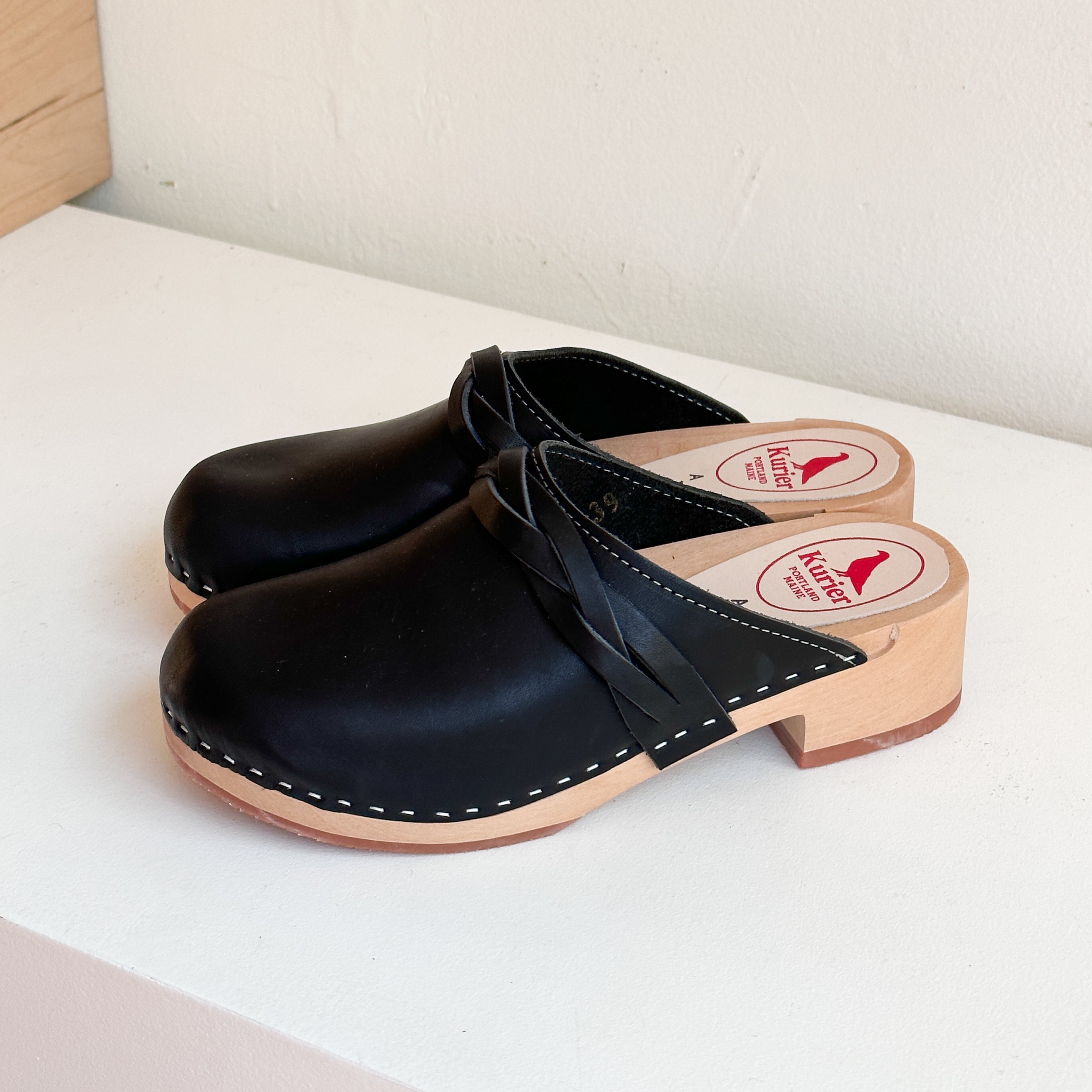 Studio Sale Size 39