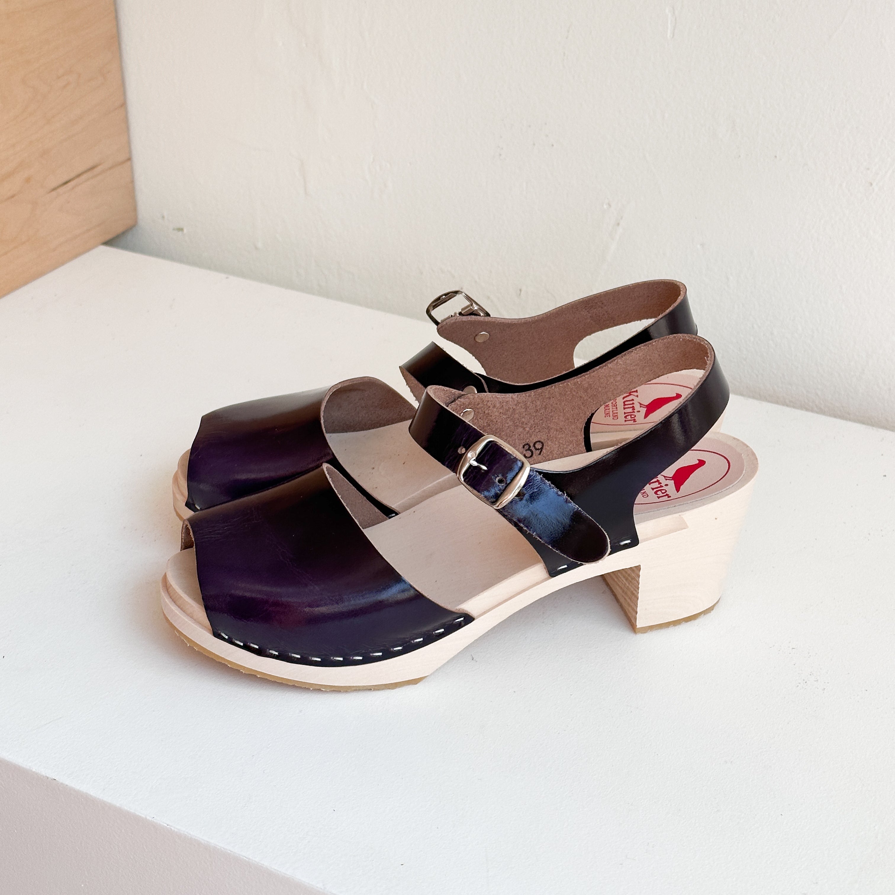 Studio Sale Size 39