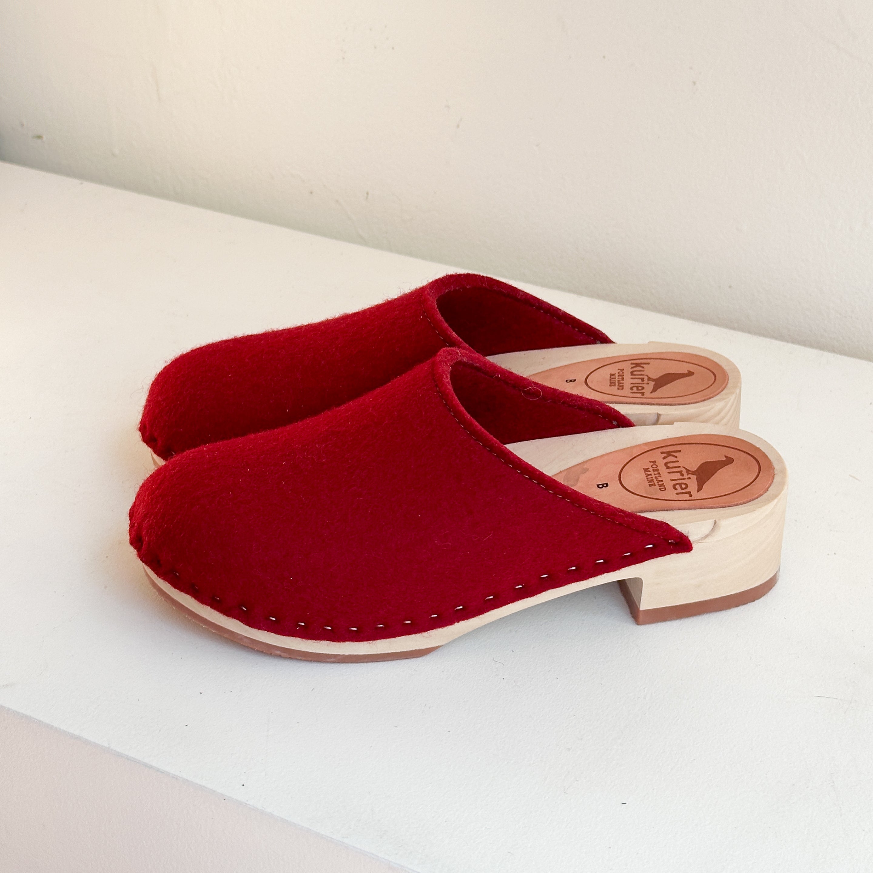 Studio Sale Size 40