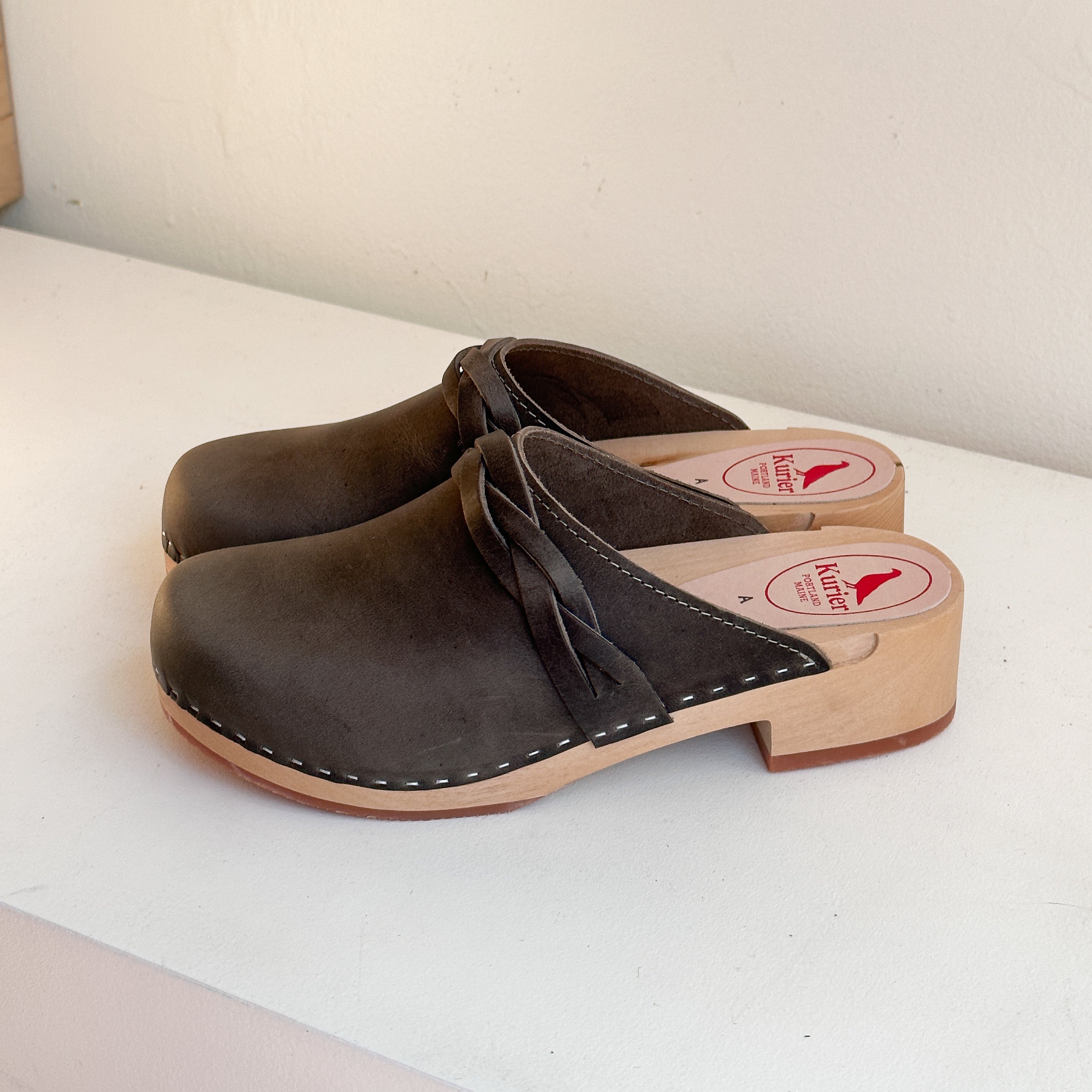 Studio Sale Size 41