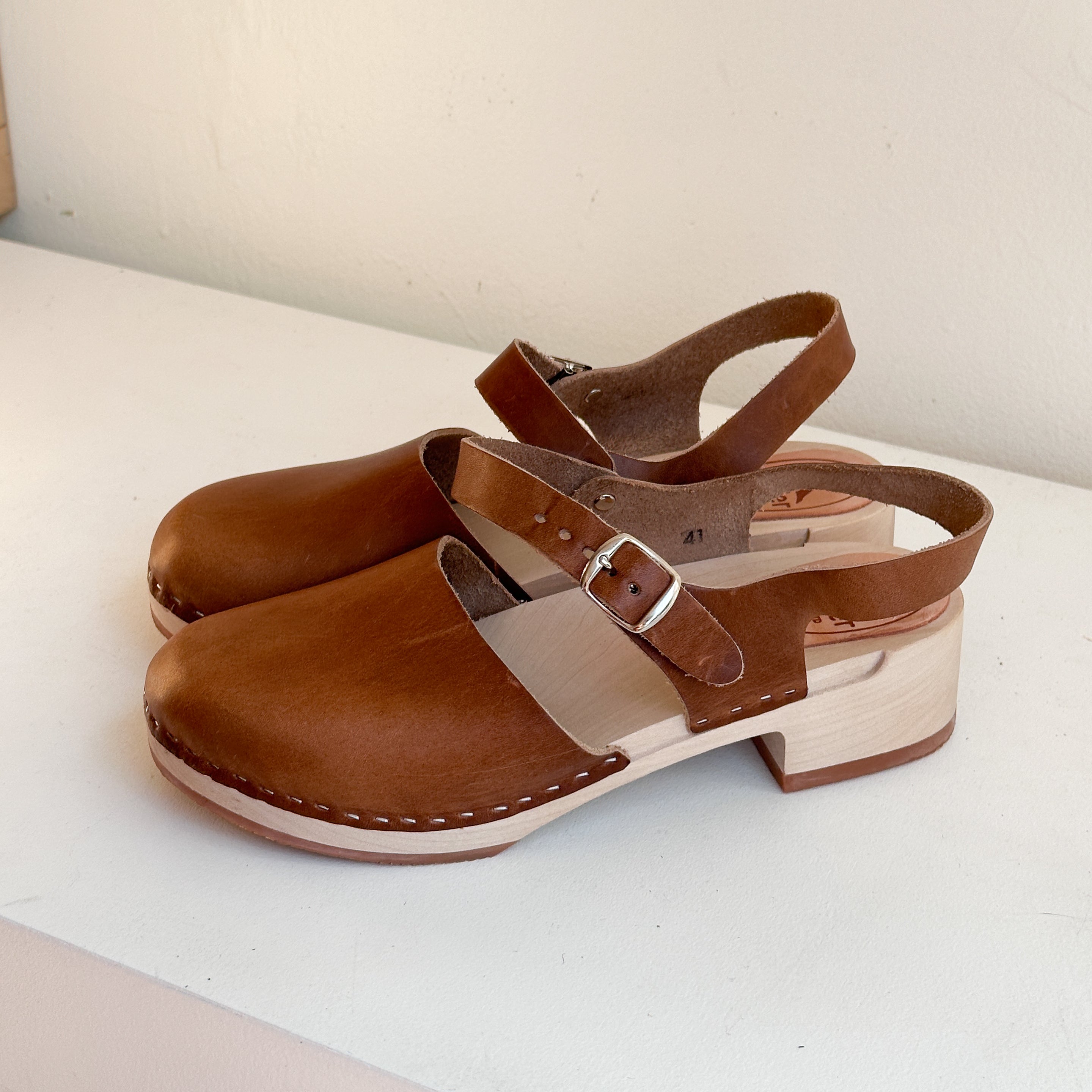 Studio Sale Size 41