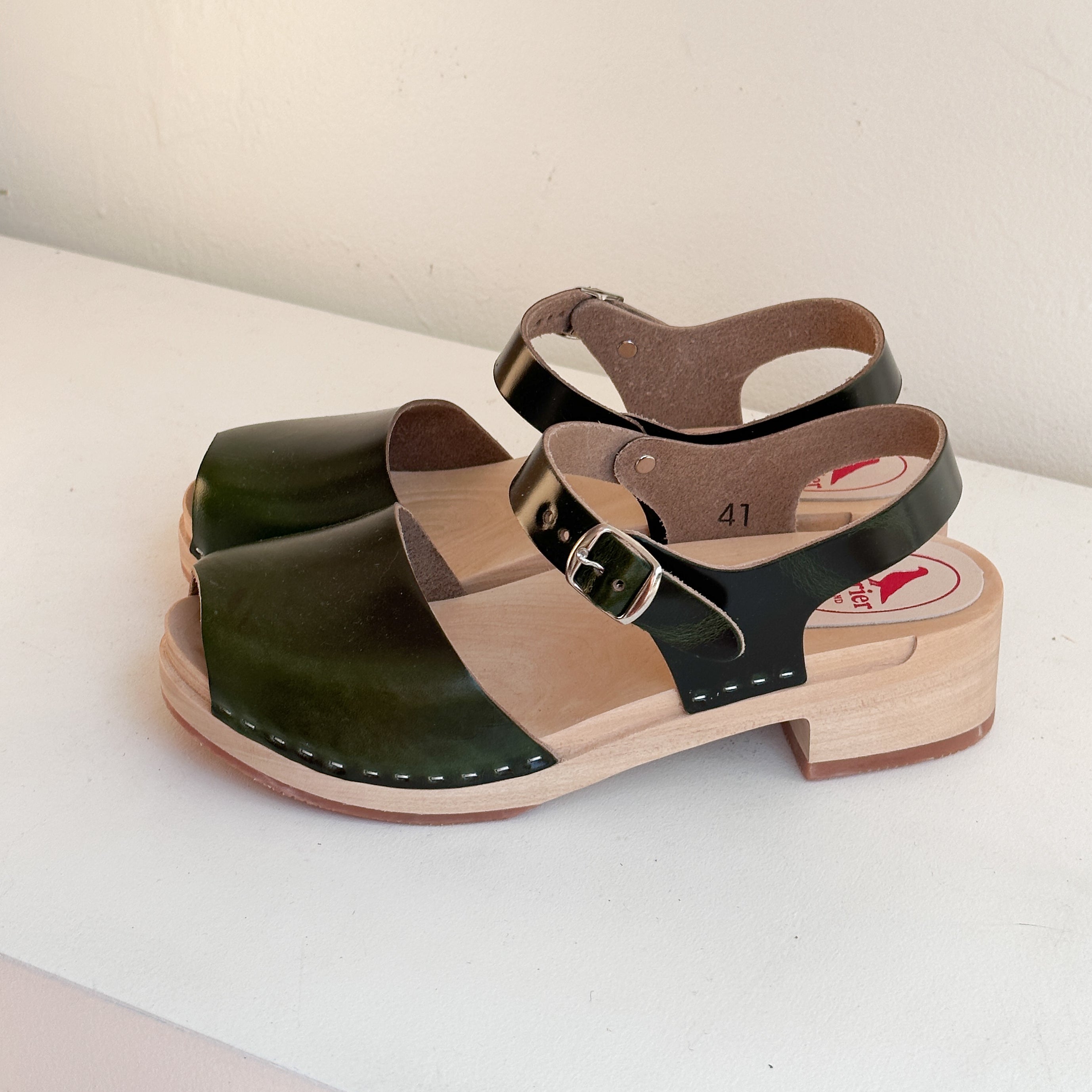 Studio Sale Size 41