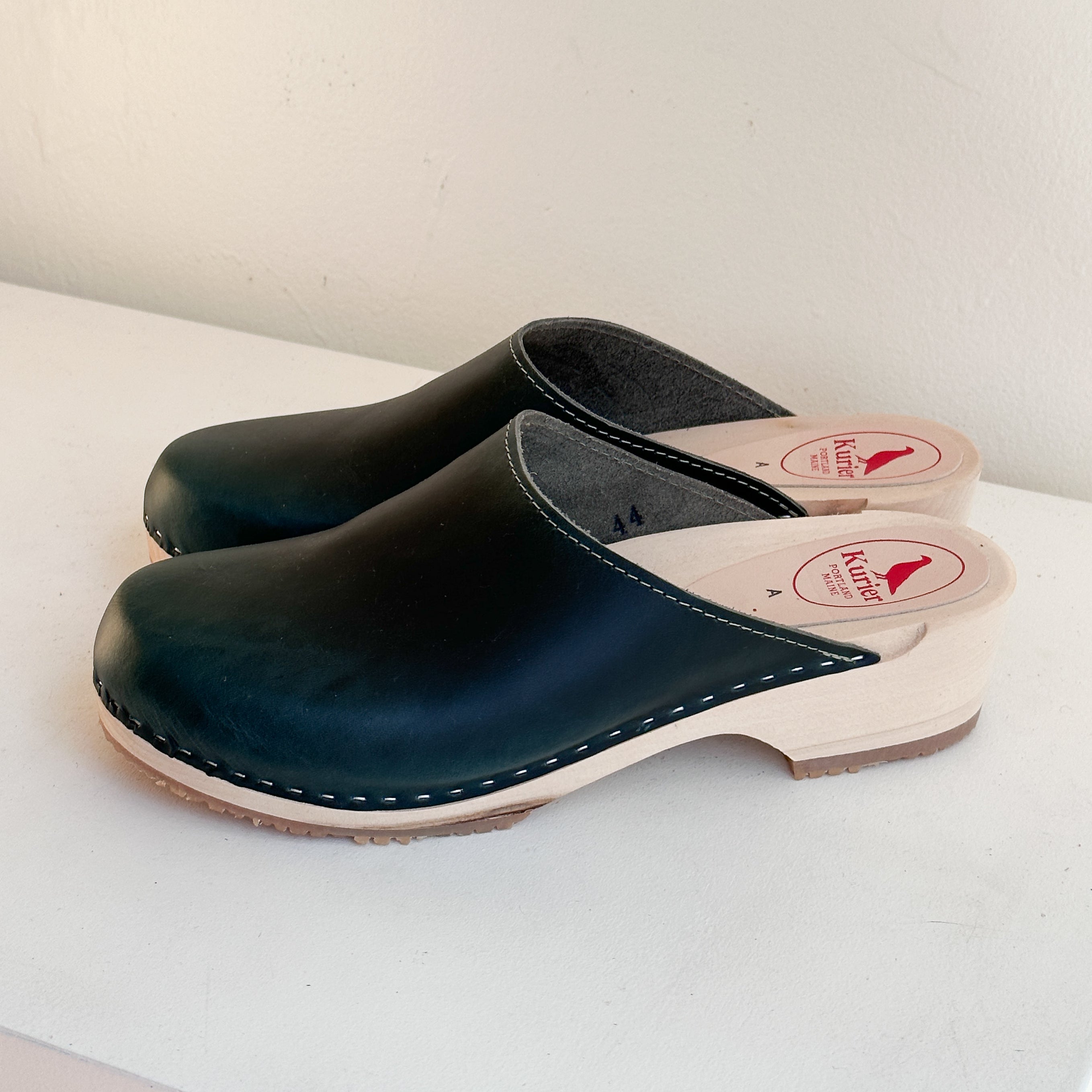 Studio Sale Sizes 43-44