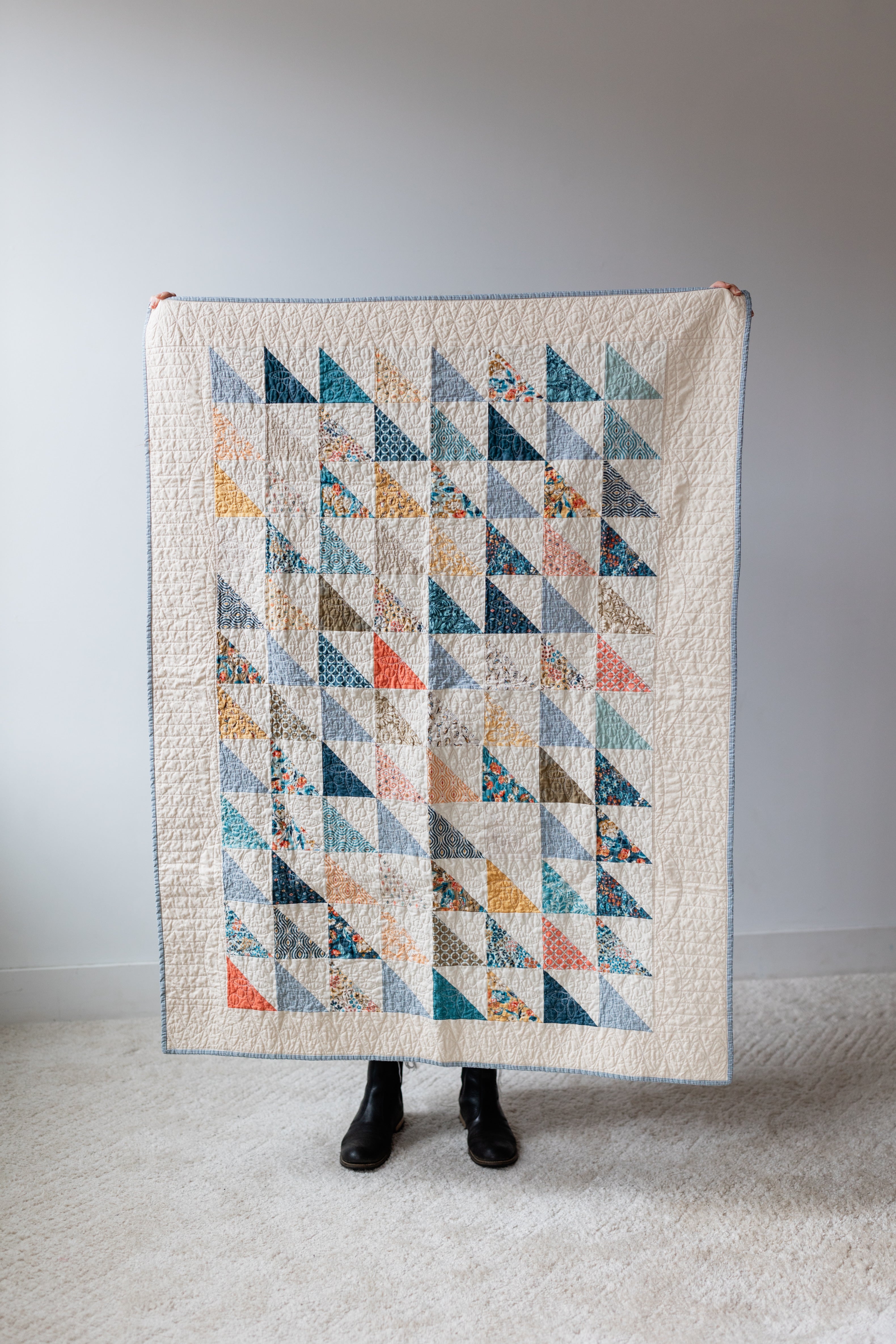 Tranquil Triangles | Handmade Quilt