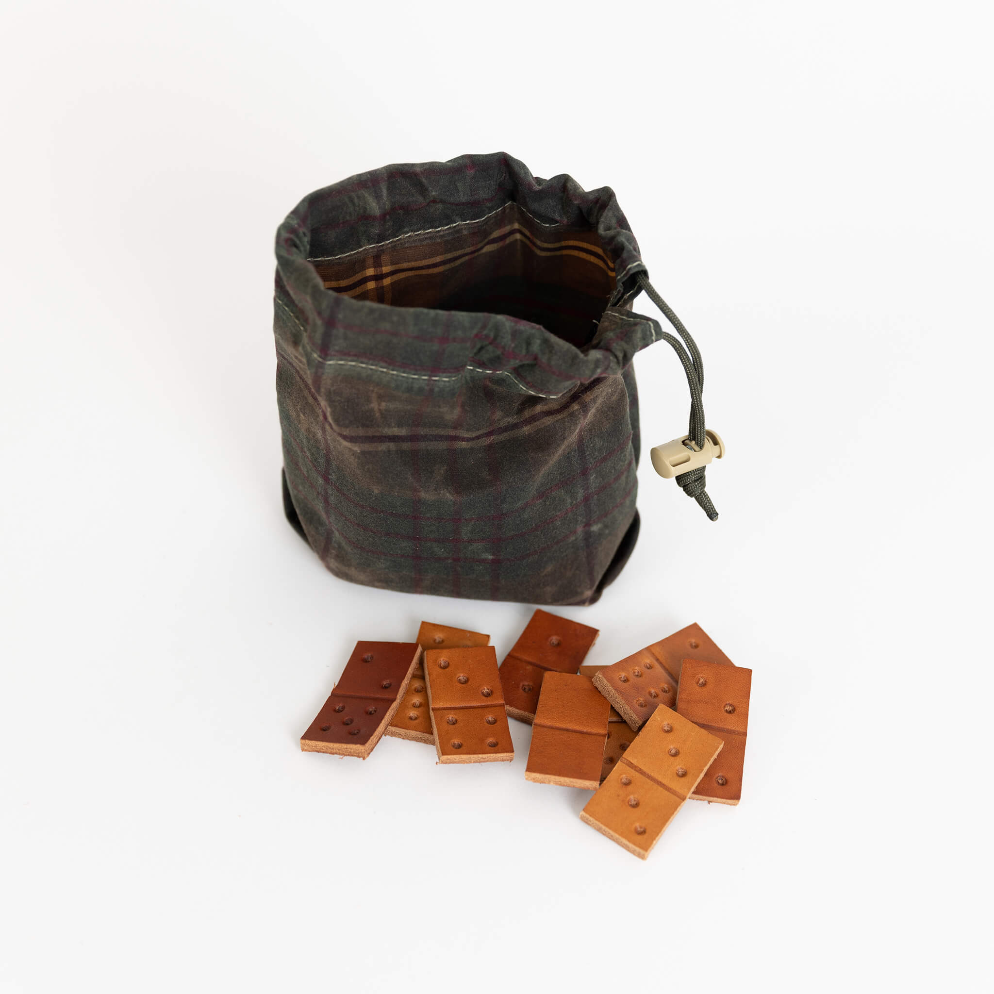 dominos travel set - handmade leather & waxed canvas game - plaid open view